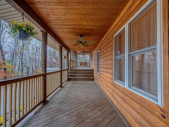 2nd image of 52 Rocky Top Ln