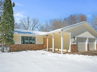 6251 Larch Ln N, Maple Grove, MN 55369