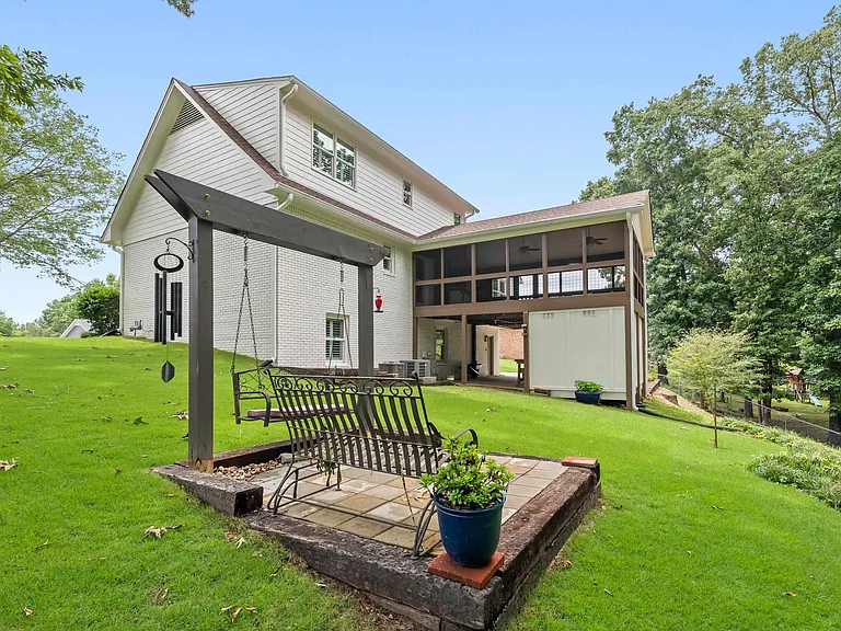 5249 Meadow Garden Ln — Photo 30