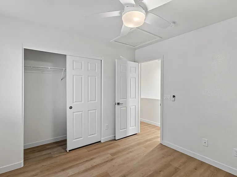 10213 Missouri Meadows St — Photo 29