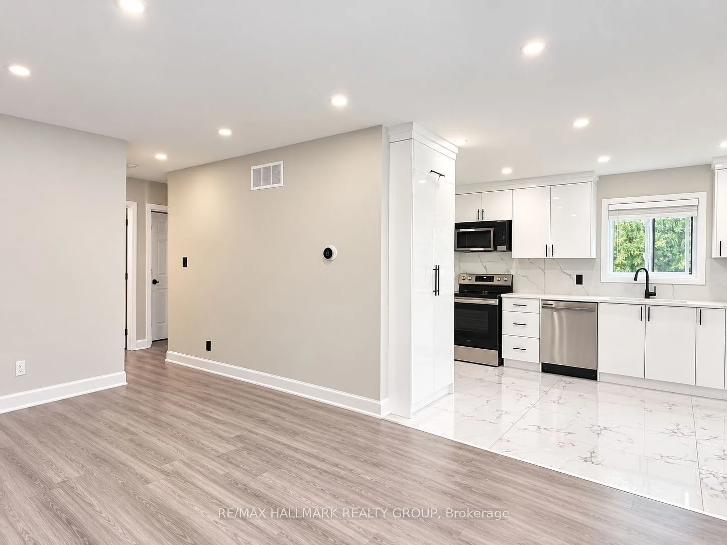 3 bed, $2,995 — Photo 3