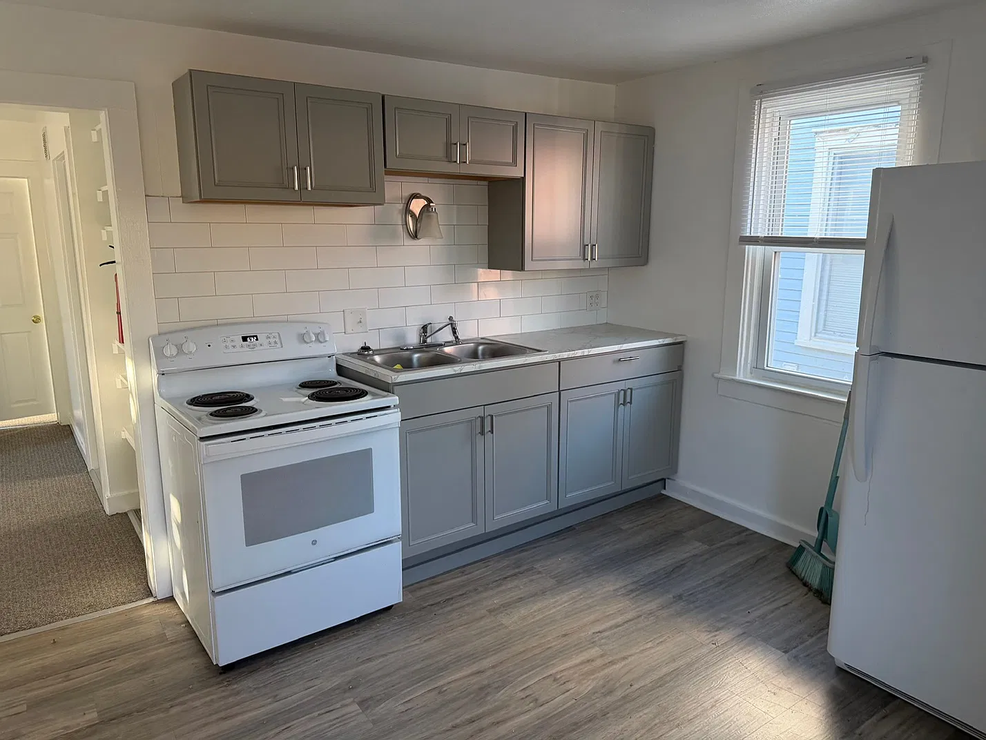 2 bed, $1,950 — Photo 2