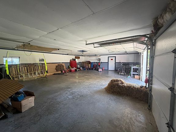 4th image of 1304 Madison Ave