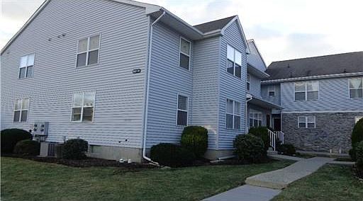 2nd image of 381 Keswick Dr