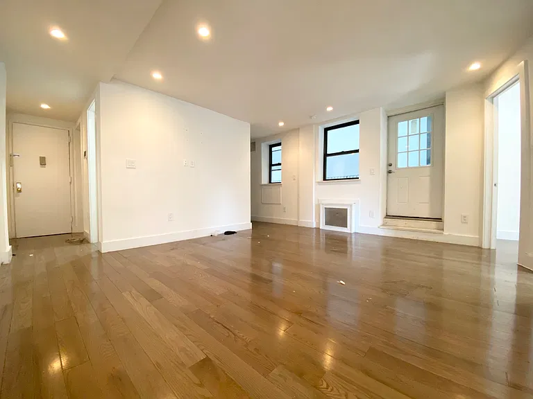 80 Delancey St #2U — Photo 2