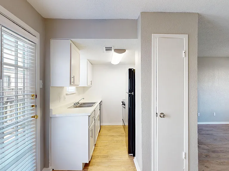 Addison Apartments at the Park — Photo 181