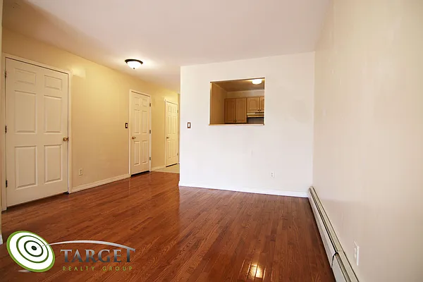 Rented by Target Realty Group | media 20