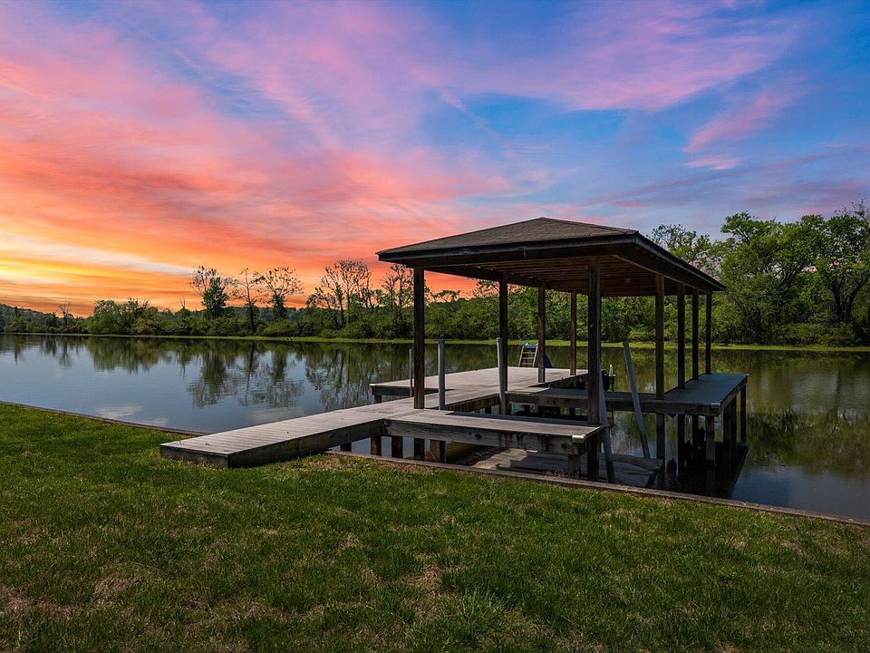 781 Matlock Shrs, Loudon, TN 37774 Zillow