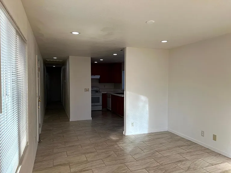 657 Chestnut St #657 — Photo 4