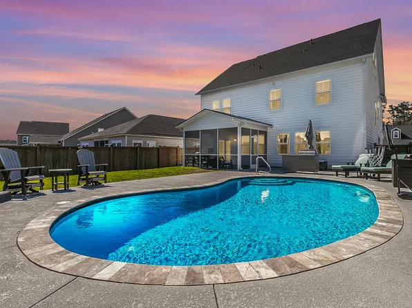 201 Garden Lily Ln, Summerville, SC 29485