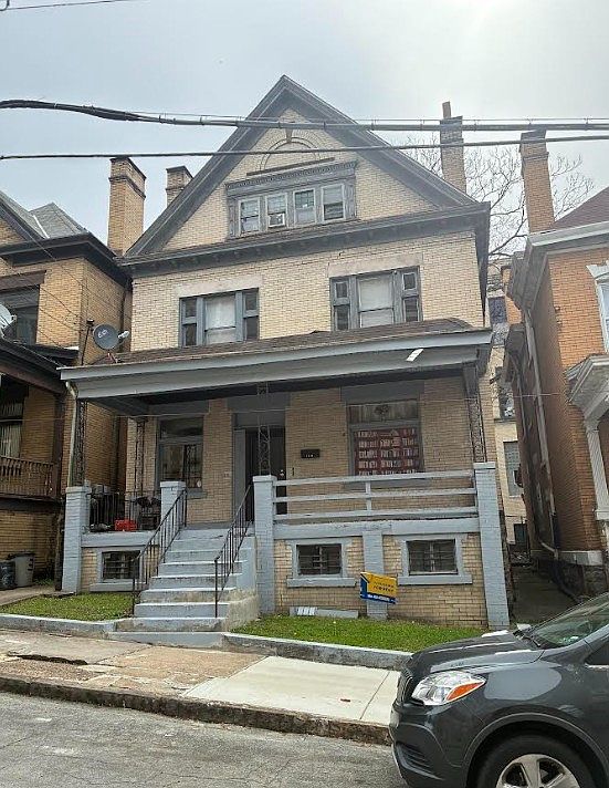 1st image of 1110 Center St