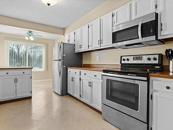 5th image of 1512 1st Ave APT 101B