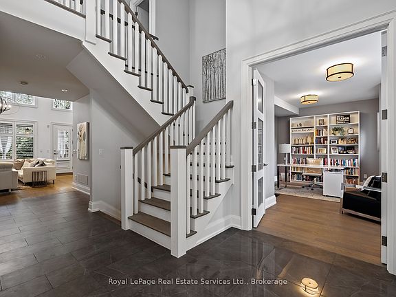 4th image of 231 Cherryhill Rd