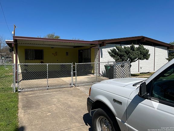 2nd image of 6143 Cedar Valley