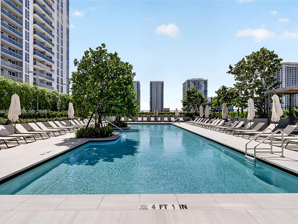 1400 Biscayne Blvd #705