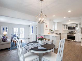 5306 N Bay Ridge Ave, Whitefish Bay, WI 53217