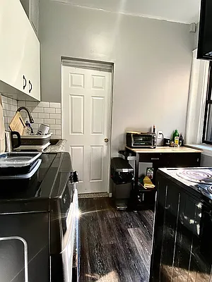 Rented by Bond New York | media 24