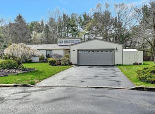 199 Starlight Ct, Old Bridge, NJ 08857