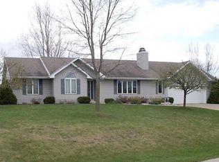 5026 Scottie Ct, New Franken, WI 54229