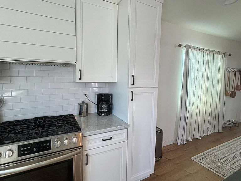1650 Alvarado St — Photo 15