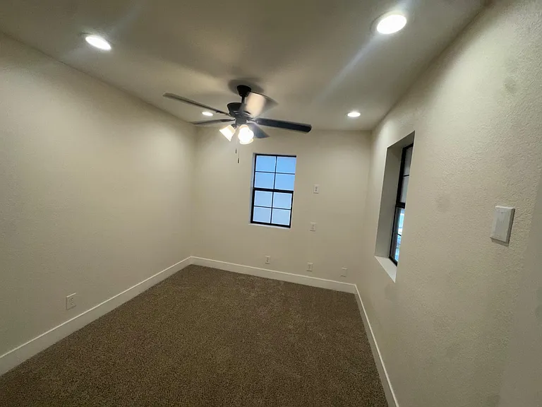 976 Pinehurst Dr #976 — Photo 16