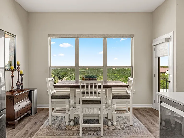 319 Lombardia Dr #21B — Photo 4