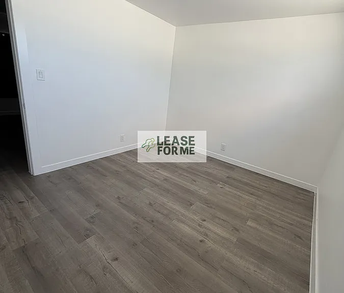 4401 W 169th St #2 — Photo 11