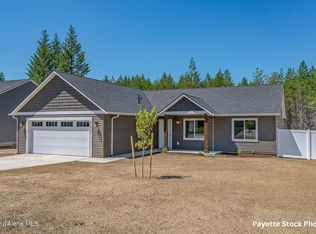 12037 N Lennon Ln, Rathdrum, ID 83858