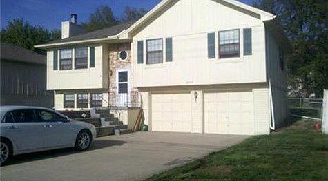 1st image of 2505 N 109th St