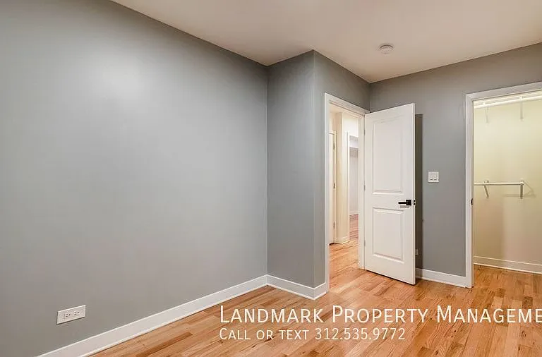 2038 W 21st St #1 — Photo 17