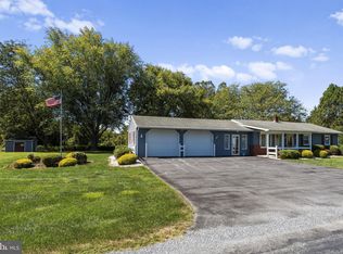 462 Sawmill Rd, New Providence, PA 17560