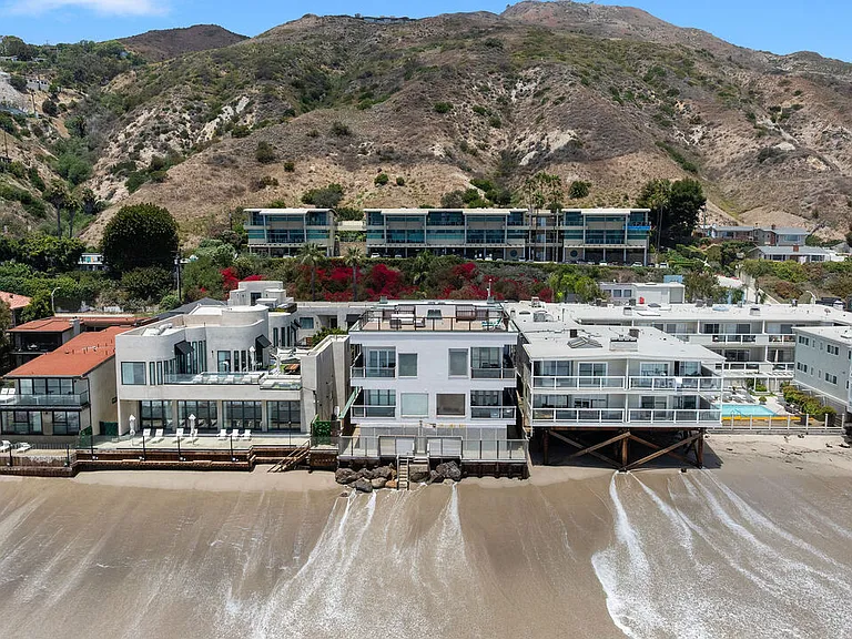 22630 Pacific Coast Hwy #1 — Photo 39