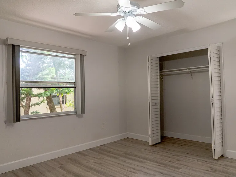517 S Summerlin Ave #517 — Photo 21