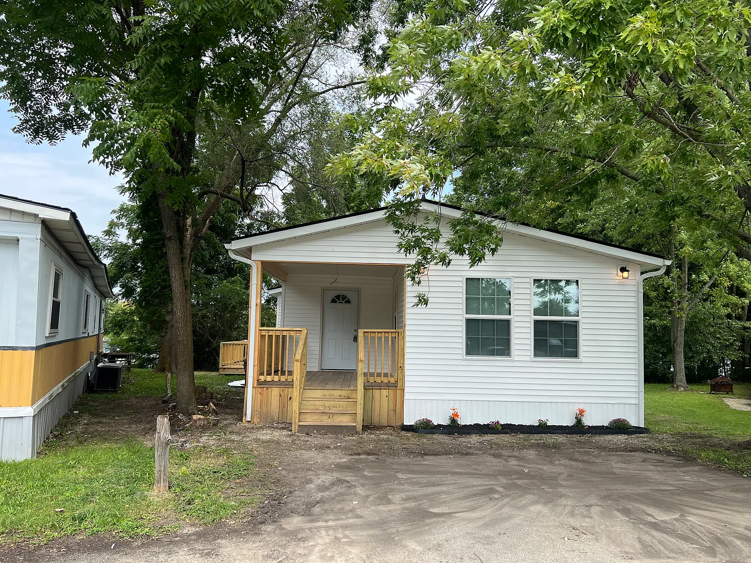 4 bed, 1640 sqft, $1,800 — Photo 2