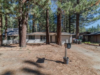 1079 Glenwood Way, South Lake Tahoe, CA, 96150