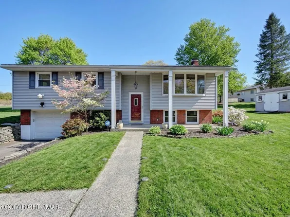 110 Barn Owl Way, East Stroudsburg, PA 18301