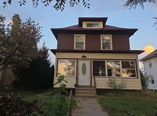 1432 9th St, Moline, IL 61265