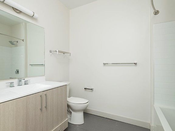 3rd image of 325 D St #2