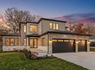 1528 Linden Cir, Lemont, IL 60439