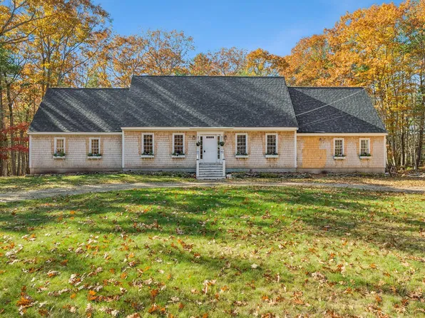 131 Seabury Road, York, ME 03909