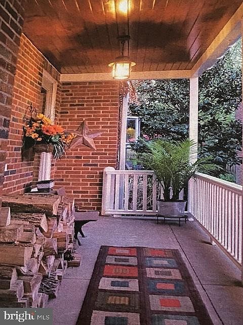 2nd image of 326 Greenwood Ave