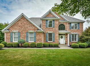 83 Riva Ridge Dr, Cranberry Township, PA 16066