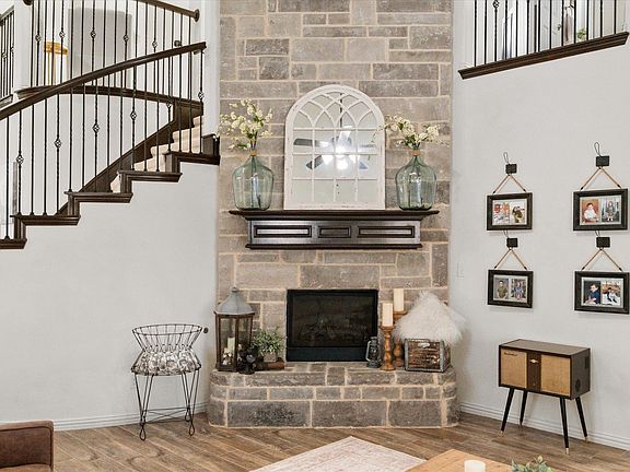 4th image of 9805 Nolina Rd