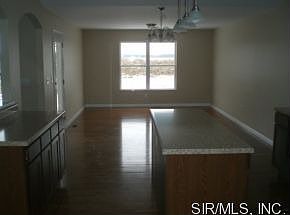 4th image of 9619 Mallard Dr