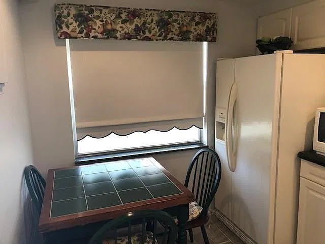 2 bed, 2.0 bath, 962 sqft, $2,400 — Photo 4