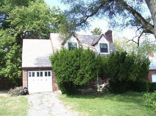 4562 Delhi Rd, Cincinnati, OH 45238