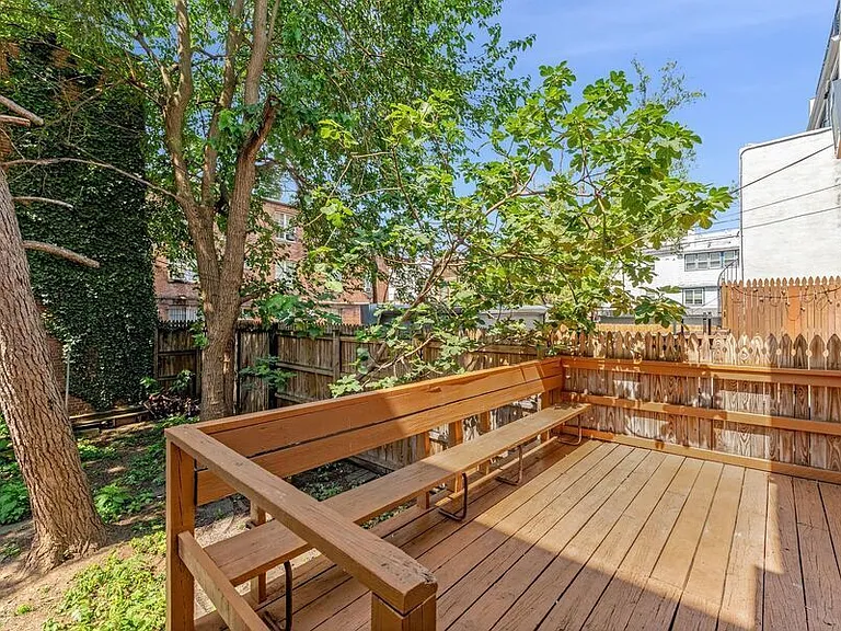 1502 Ogden St NW — Photo 35