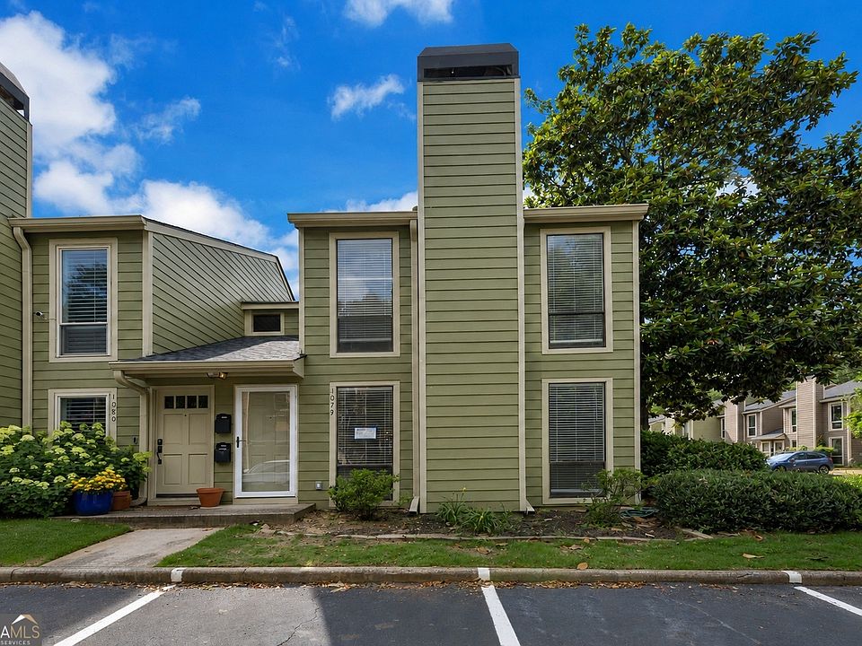 1st image of 1079 Riverbend Club Dr SE