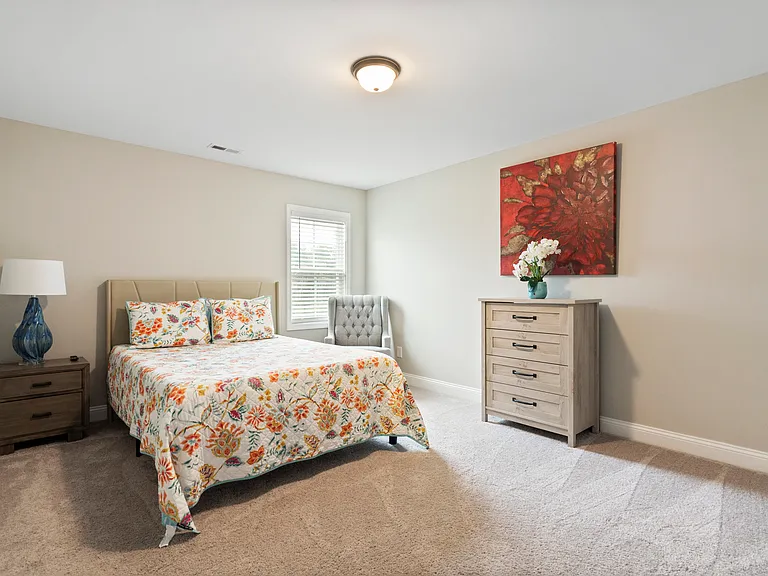 124 Bridge Point Cir — Photo 34