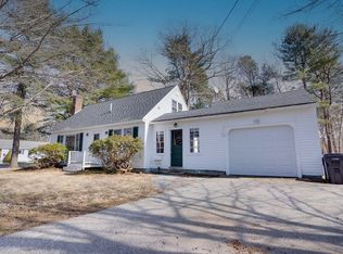 15 Woodside Dr, Kennebunk, ME 04043